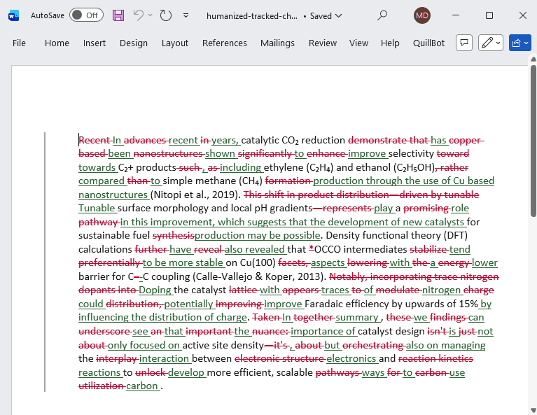 Humanisierter Text mit nachverfolgten Änderungen, geöffnet in Microsoft Word